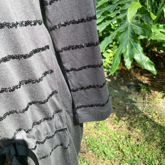 LOGO top - gray with sequins - Picture 5 of 7